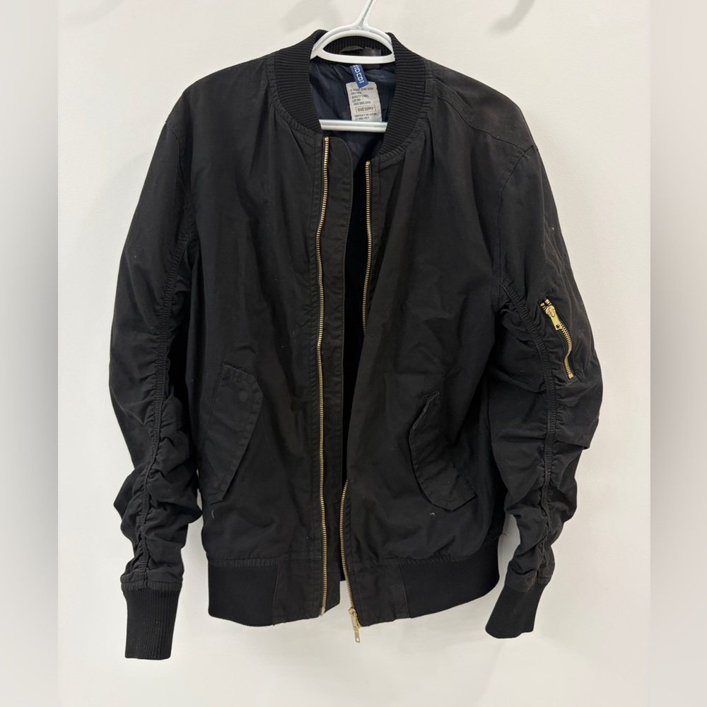 H&M Divided Men Bomber Jacket - Small